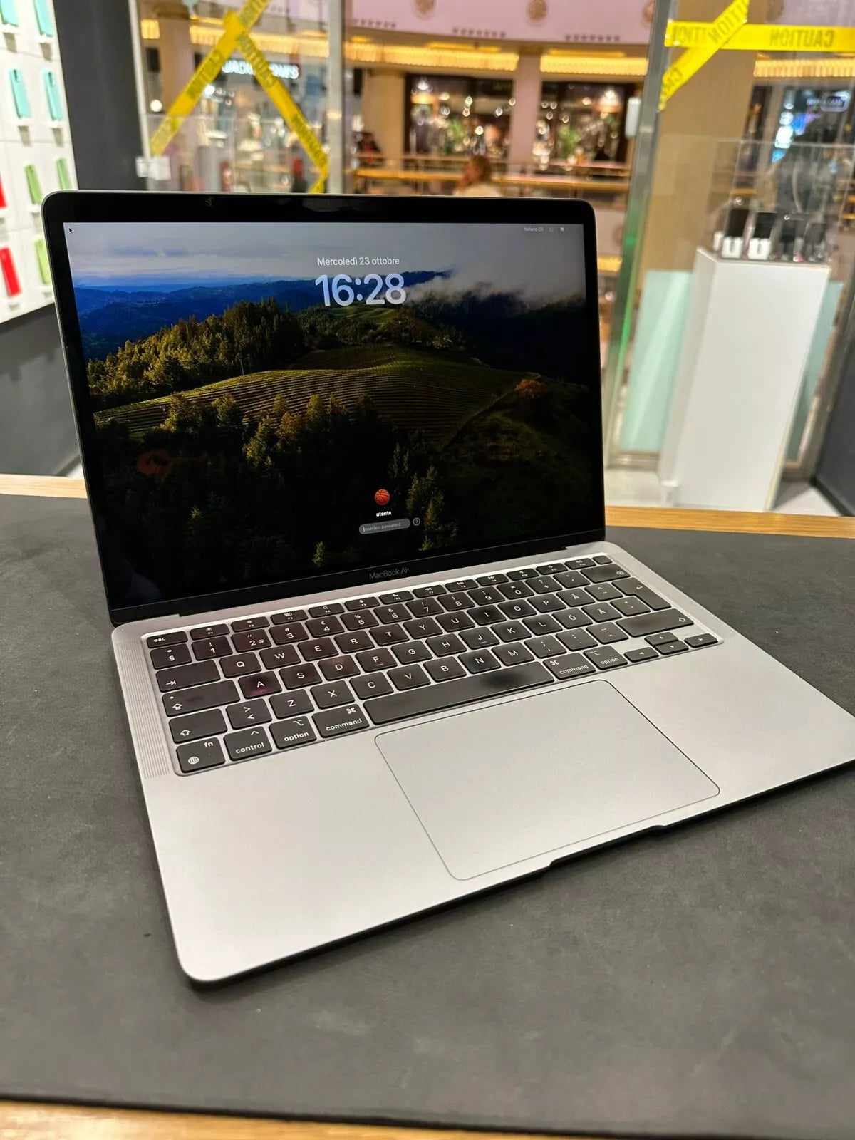 Apple Macbook Air 13" 2020 M1 16gb 256gb