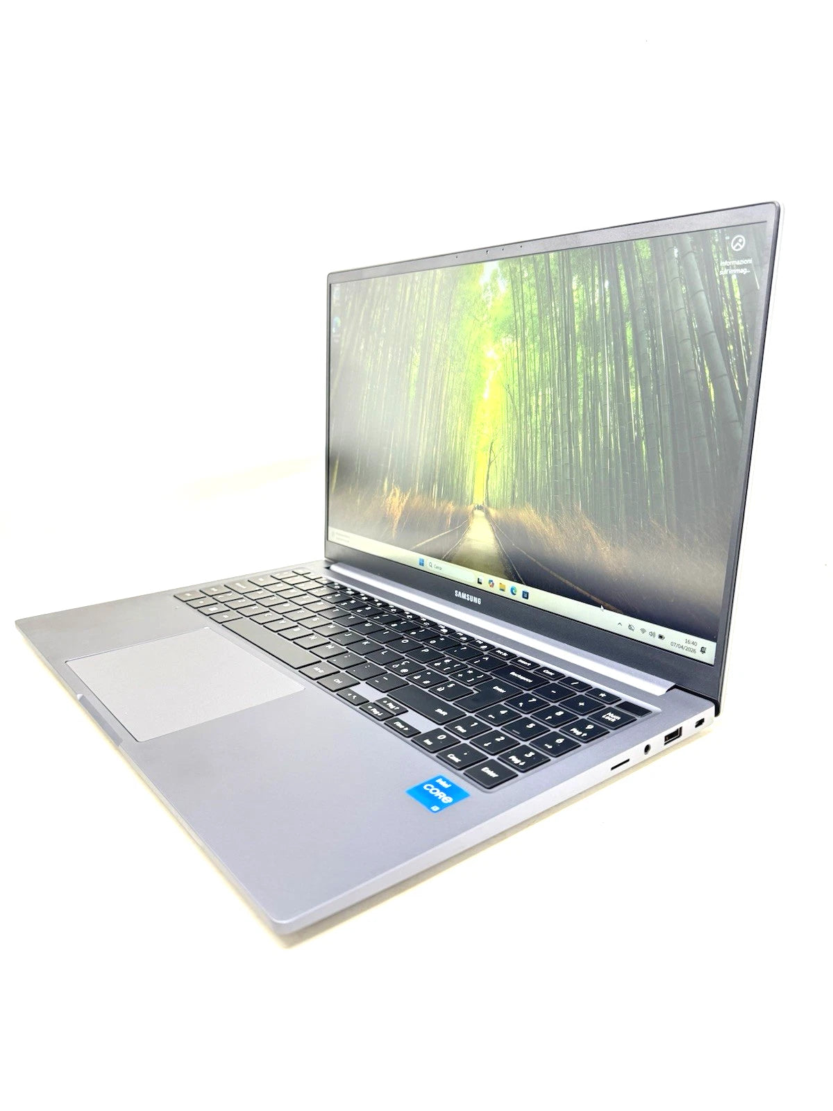 SAMSUNG GALAXY BOOK 4 15,6 Ricondizionato – i3 1315U, 8GB RAM, 256GB SSD, Win 11