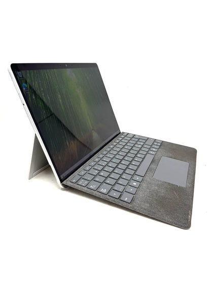 Microsoft surface Pro 8 I5 1145G7 16GB ram 256GB ssd 13"