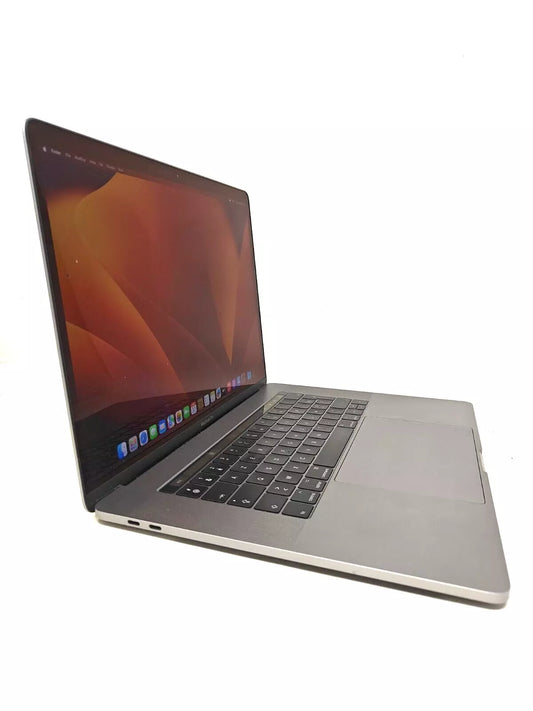 Apple Macbook Pro 15" 2017 I7 7820hq 16gb 512gb