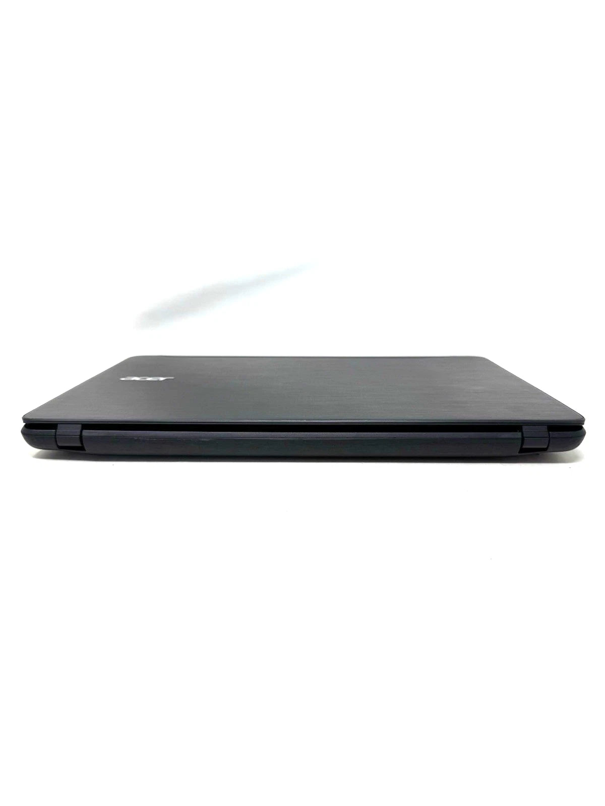 Acer Aspire F5-573G I7 7500U 4GB ram 128Gb+1Tb 15,6"