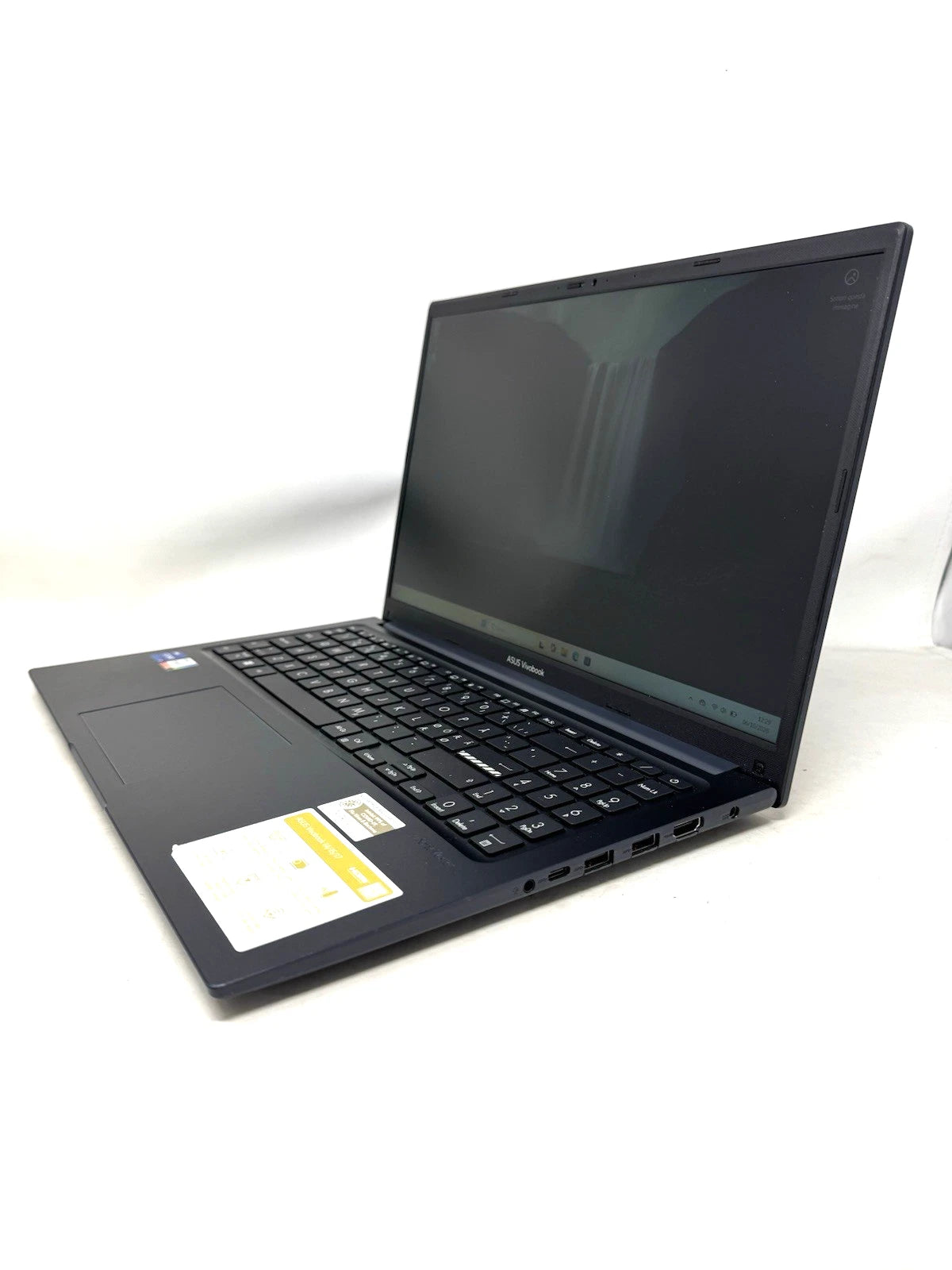 Asus Vivobook 15 X1504 I7 1255U 16gb ram 512GB ssd 15,6"