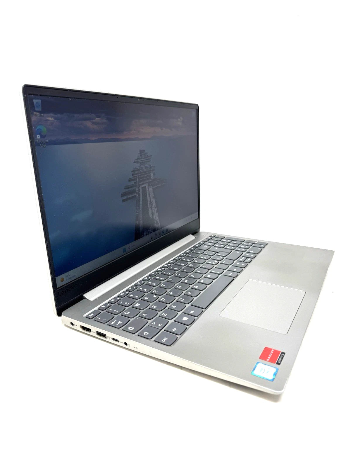 Lenovo Ideapad 330S-15IKB I5 8250U 8GB ram 256GB ssd 14"