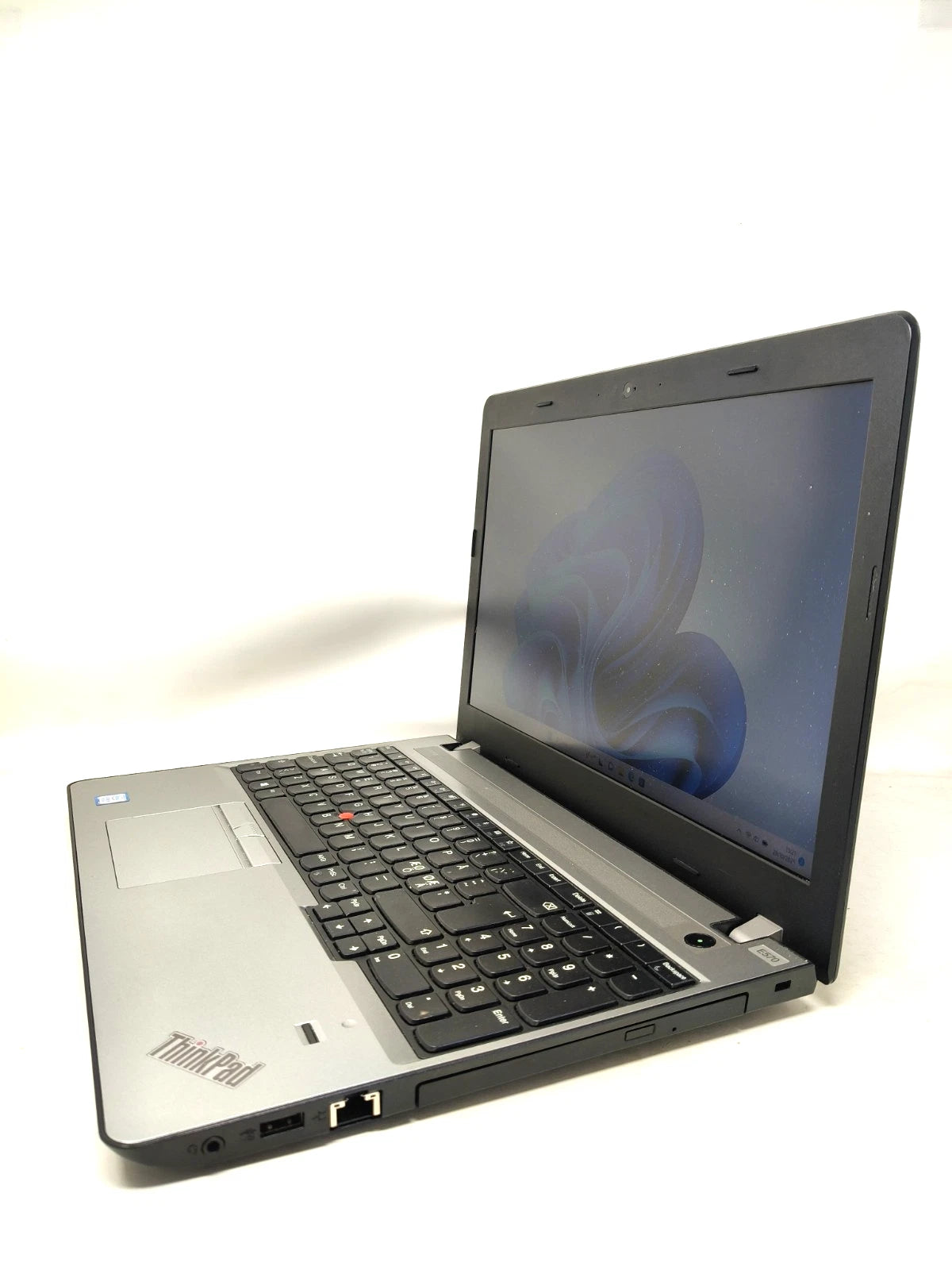 Lenovo thinkpad E570 I5 7200U 8gb 256gb 15,6"
