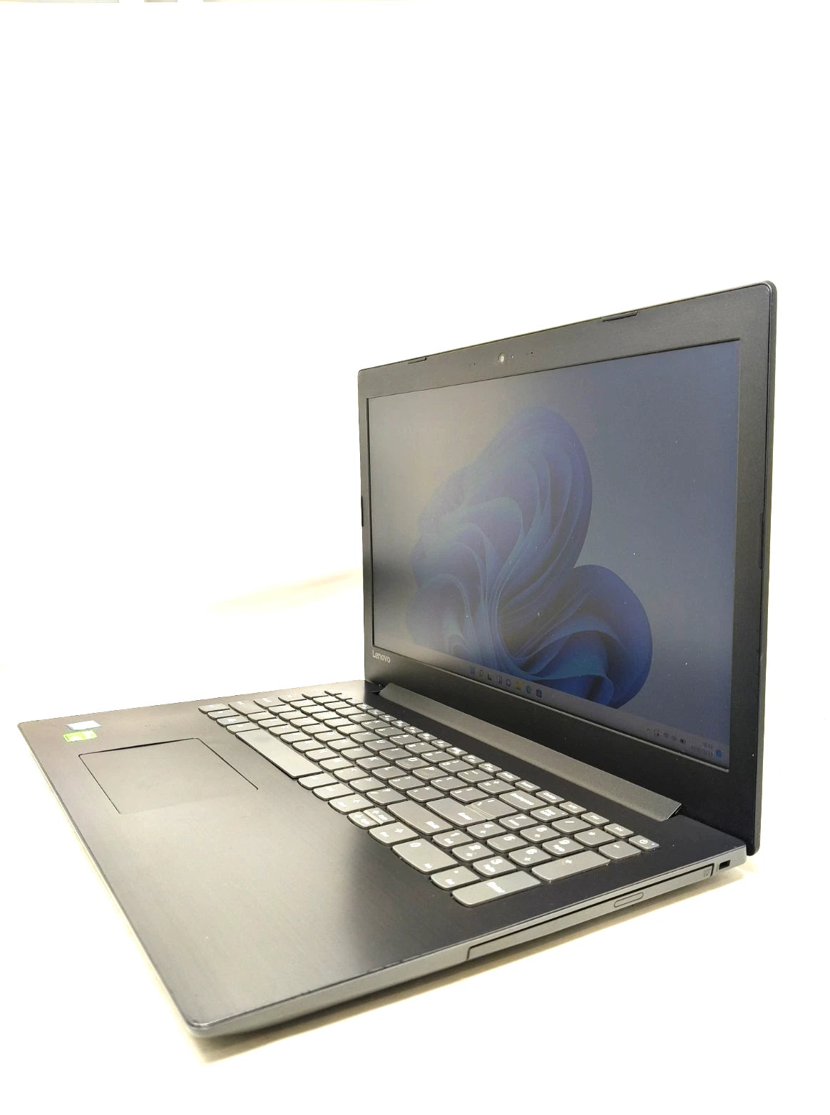 Lenovo Ideapad 320-15IKB I5 8250U 8gb 240gb 15,6"