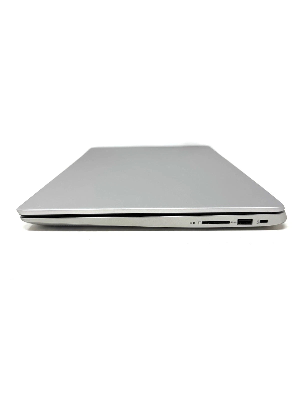 Lenovo Ideapad 330S-15IKB I5 8250U 8GB ram 256GB ssd 14"