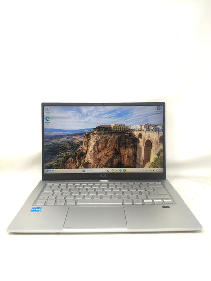 Acer swift Sf314-511 I3 1115G4 8gb 256gb 14"