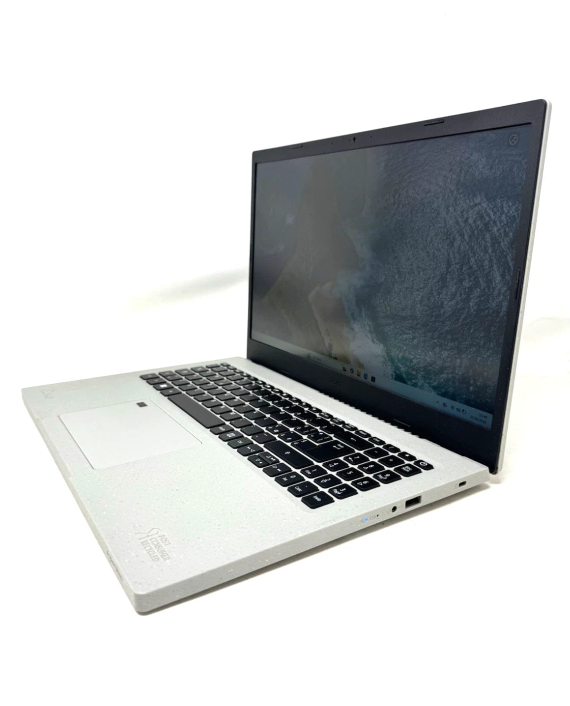 Acer Aspire Vero AV15 I3 1115G4 8gb RAM 512gb SSD 15,6"