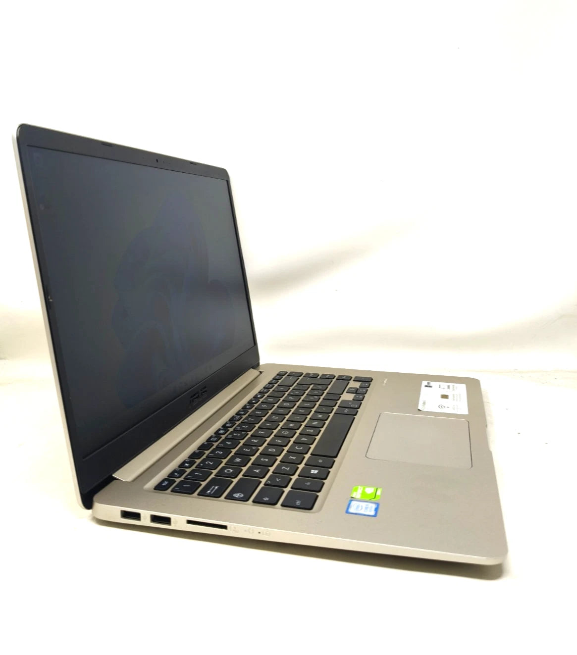 Asus Vivobook S15 S510U I5 8250U 8gb 1tb hdd 15,6"