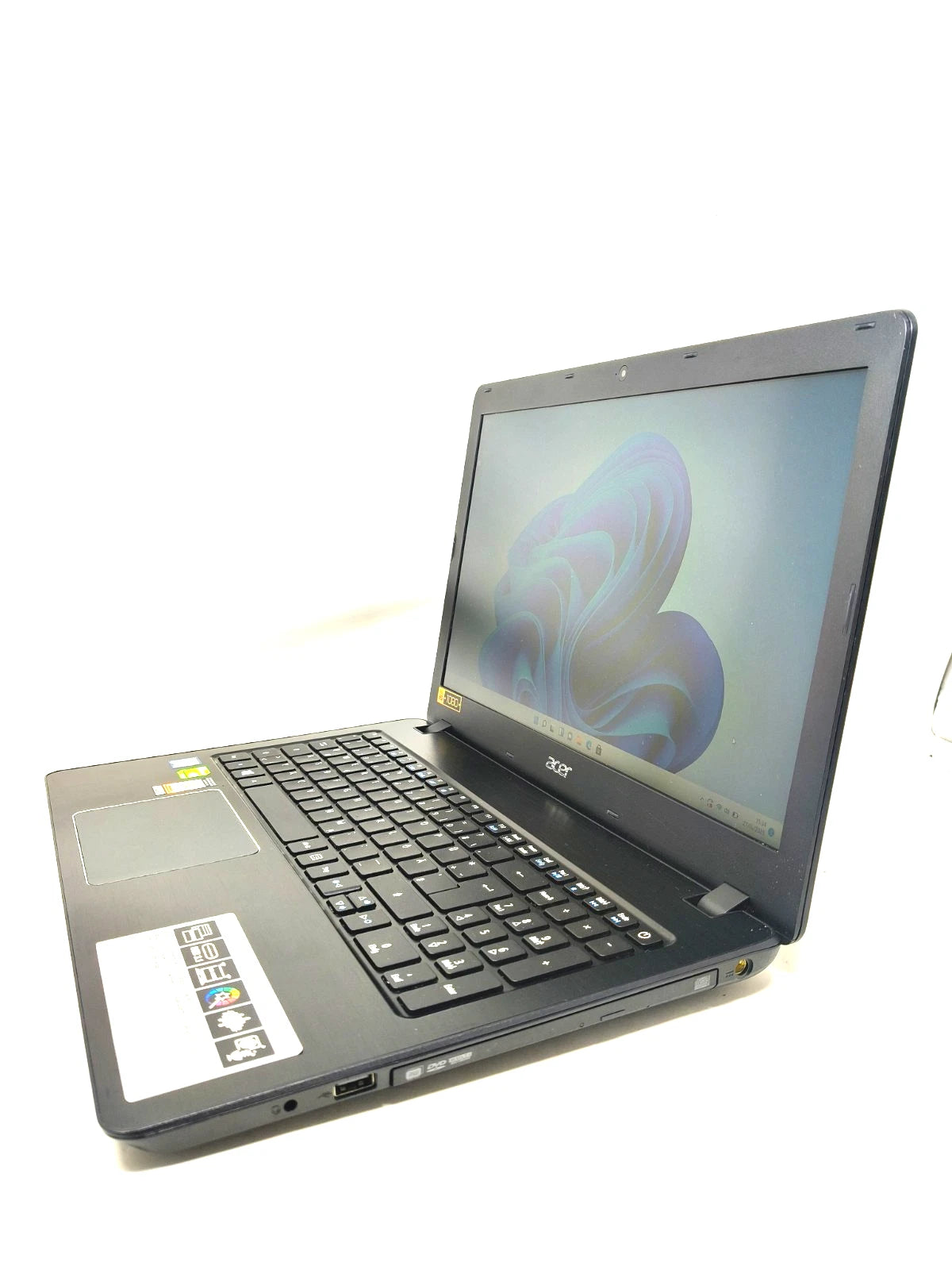 Acer aspire F5-573G I5 7200U 8gb 128gb+1tb 15,6"